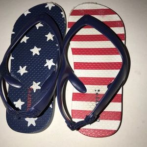 Little girls old navy flip flops size 10